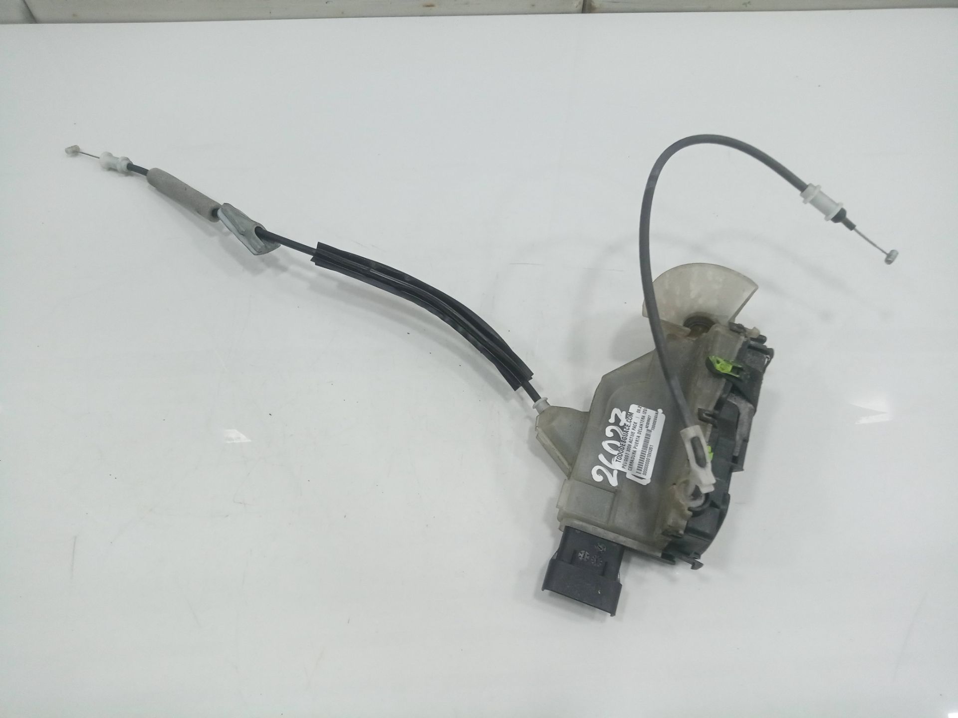 Cerradura puerta delantera izquierda peugeot 3008 active pack