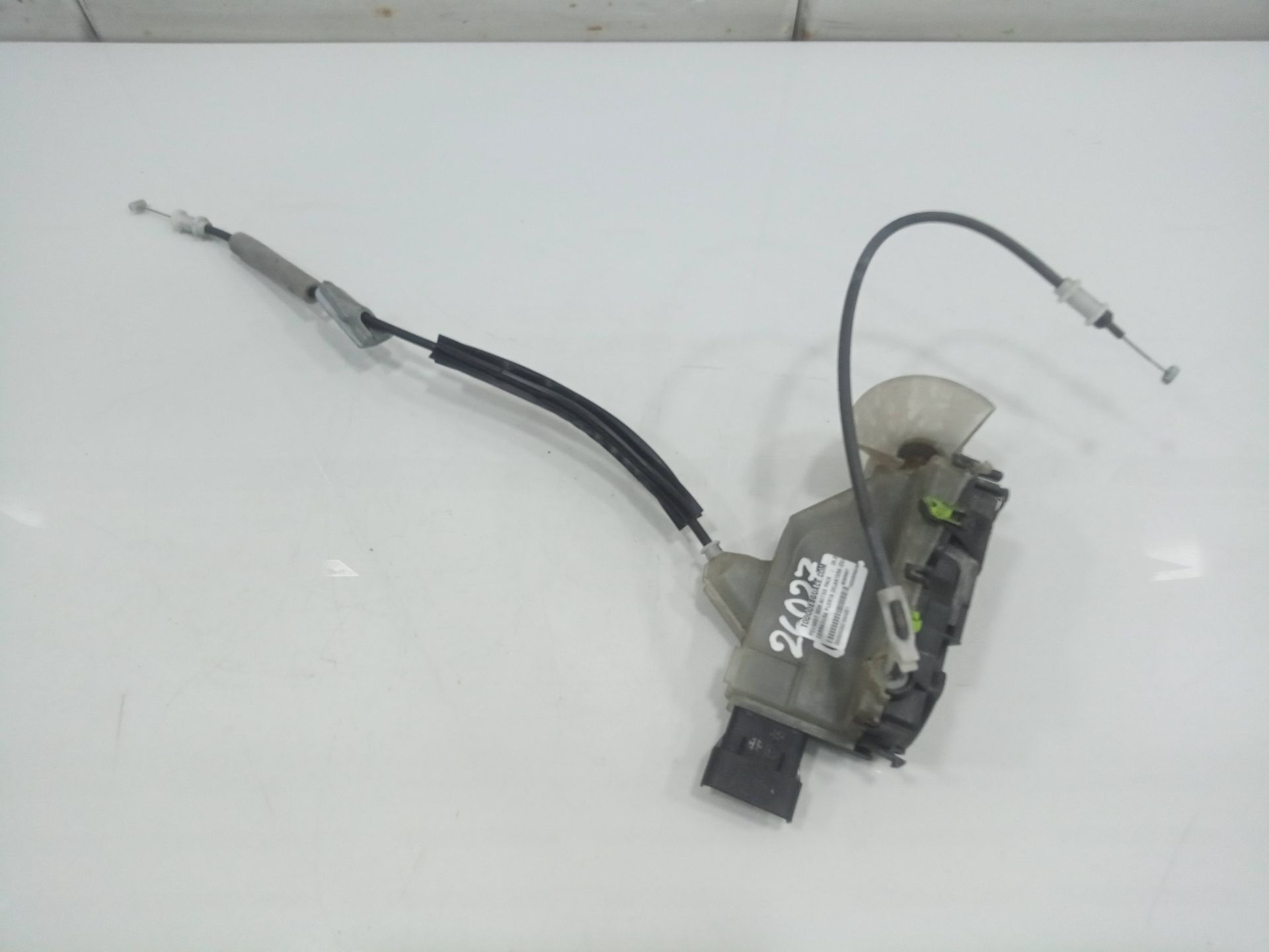 Cerradura puerta delantera izquierda peugeot 3008 active pack