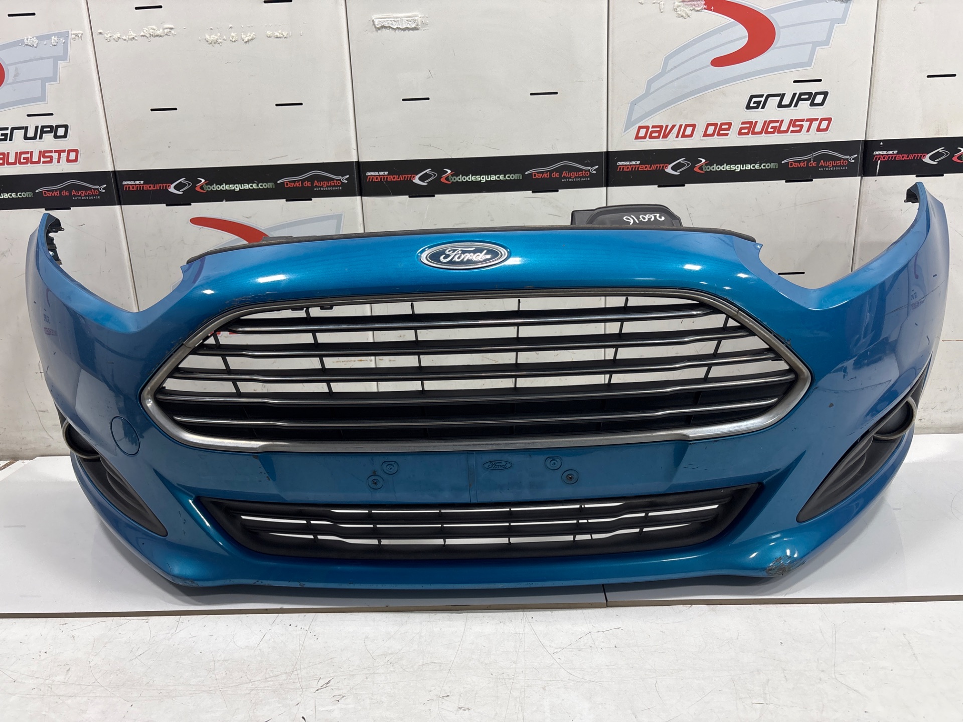 Paragolpes delantero ford fiesta (cnn) black edition