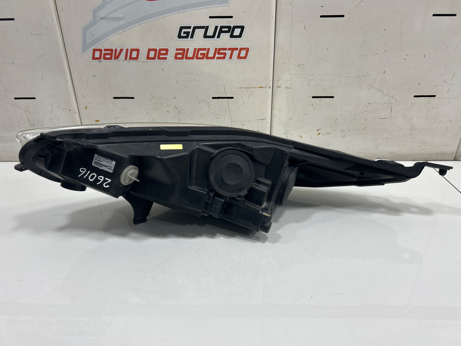 Faro derecho ford fiesta (cnn) black edition