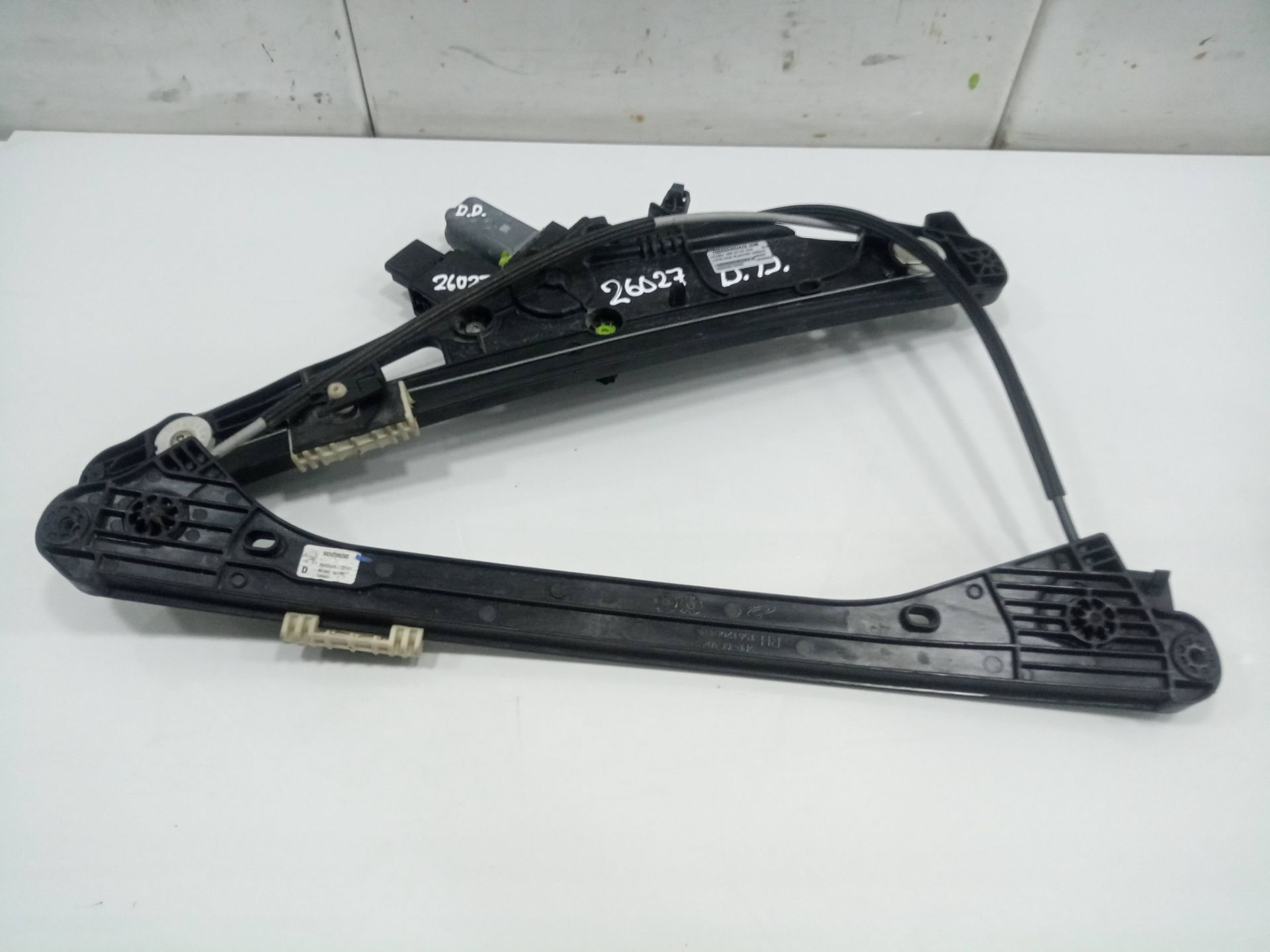 Elevalunas delantero derecho peugeot 3008 active pack