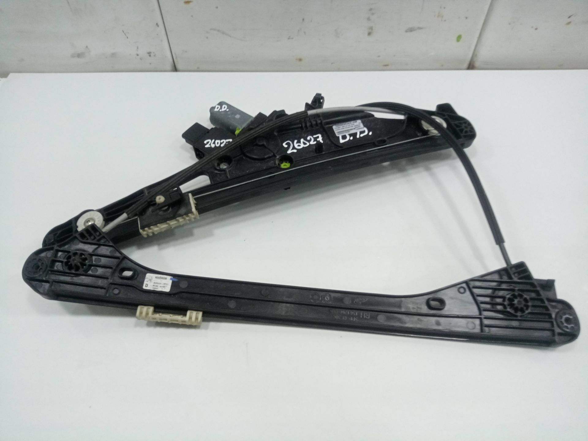 Elevalunas delantero derecho peugeot 3008 active pack