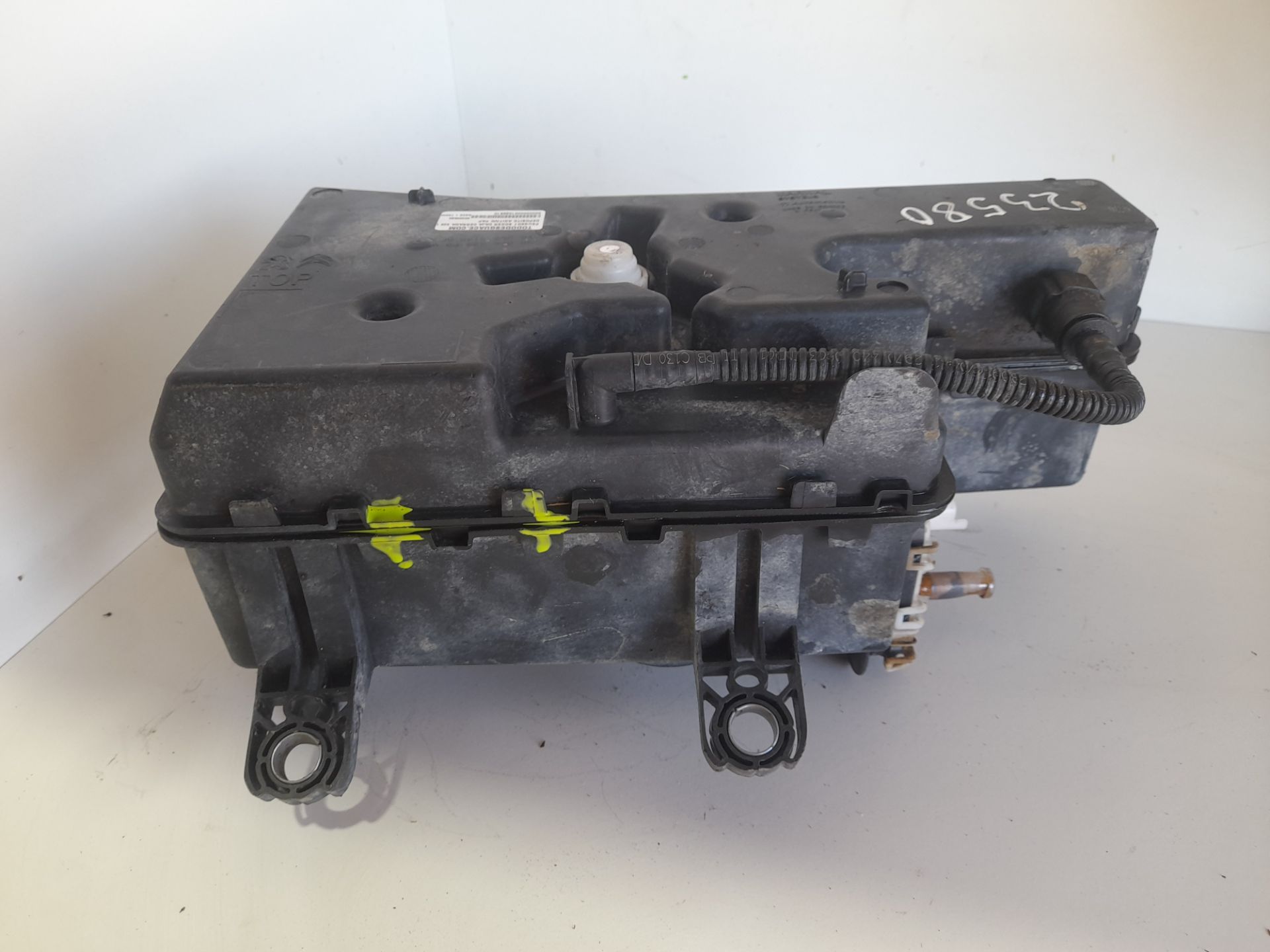Deposito aditivo fap peugeot boxer caja cerrada 335 l3 bluehdi 130 cargo editi