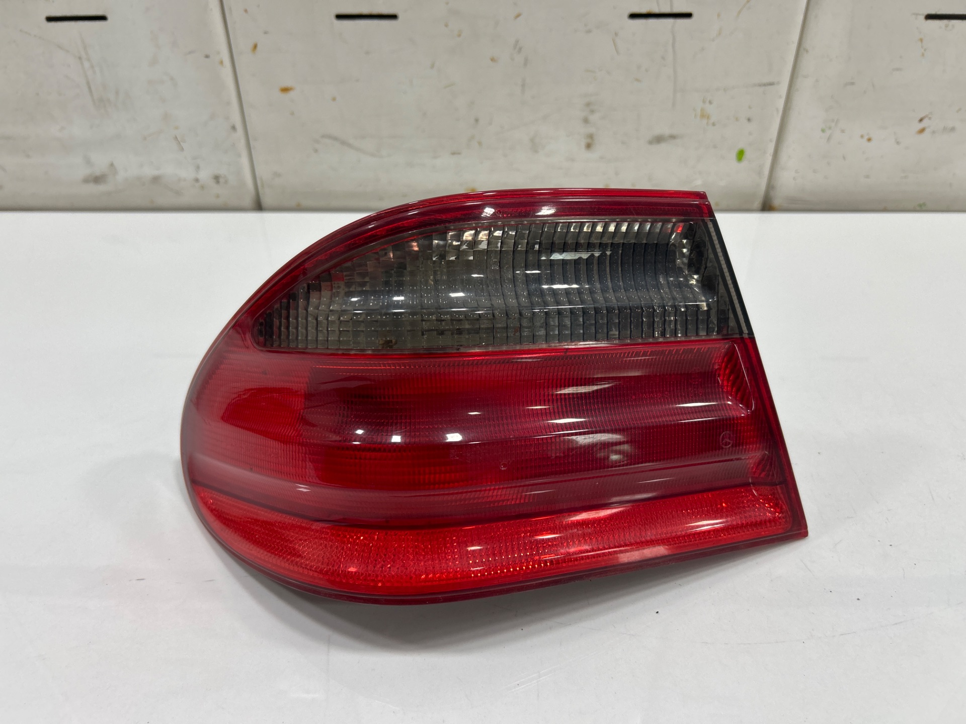 Piloto trasero izquierdo mercedes-benz clase e (bm 210) berlina 270 cdi (210.016)