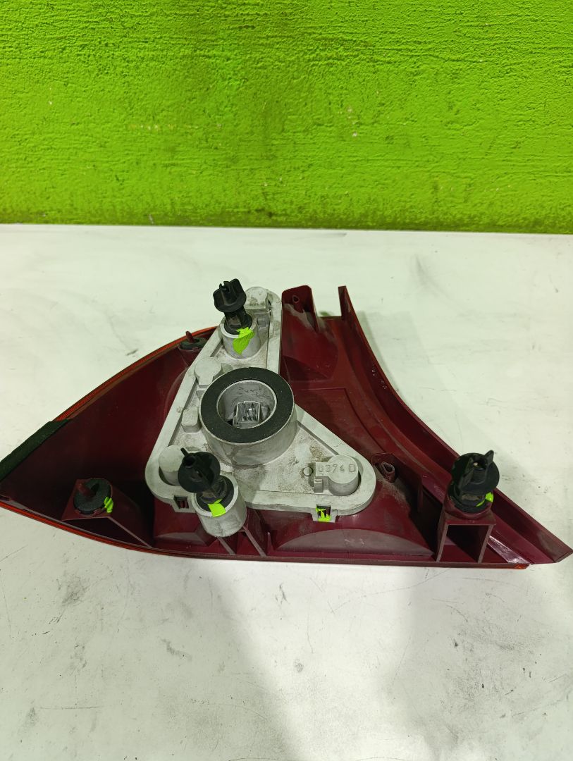 Piloto trasero derecho ford focus berlina (cak) ambiente