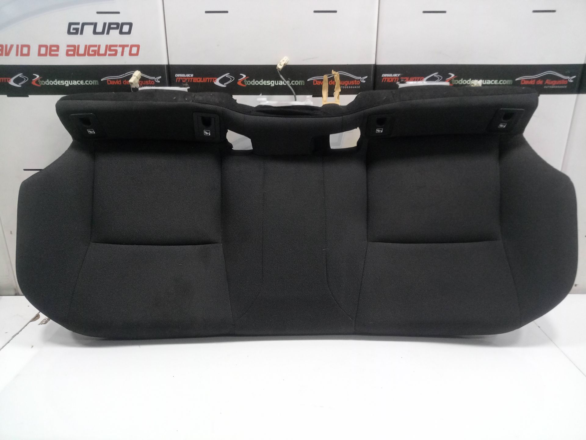 Asiento trasero toyota corolla (e21) hybrid style