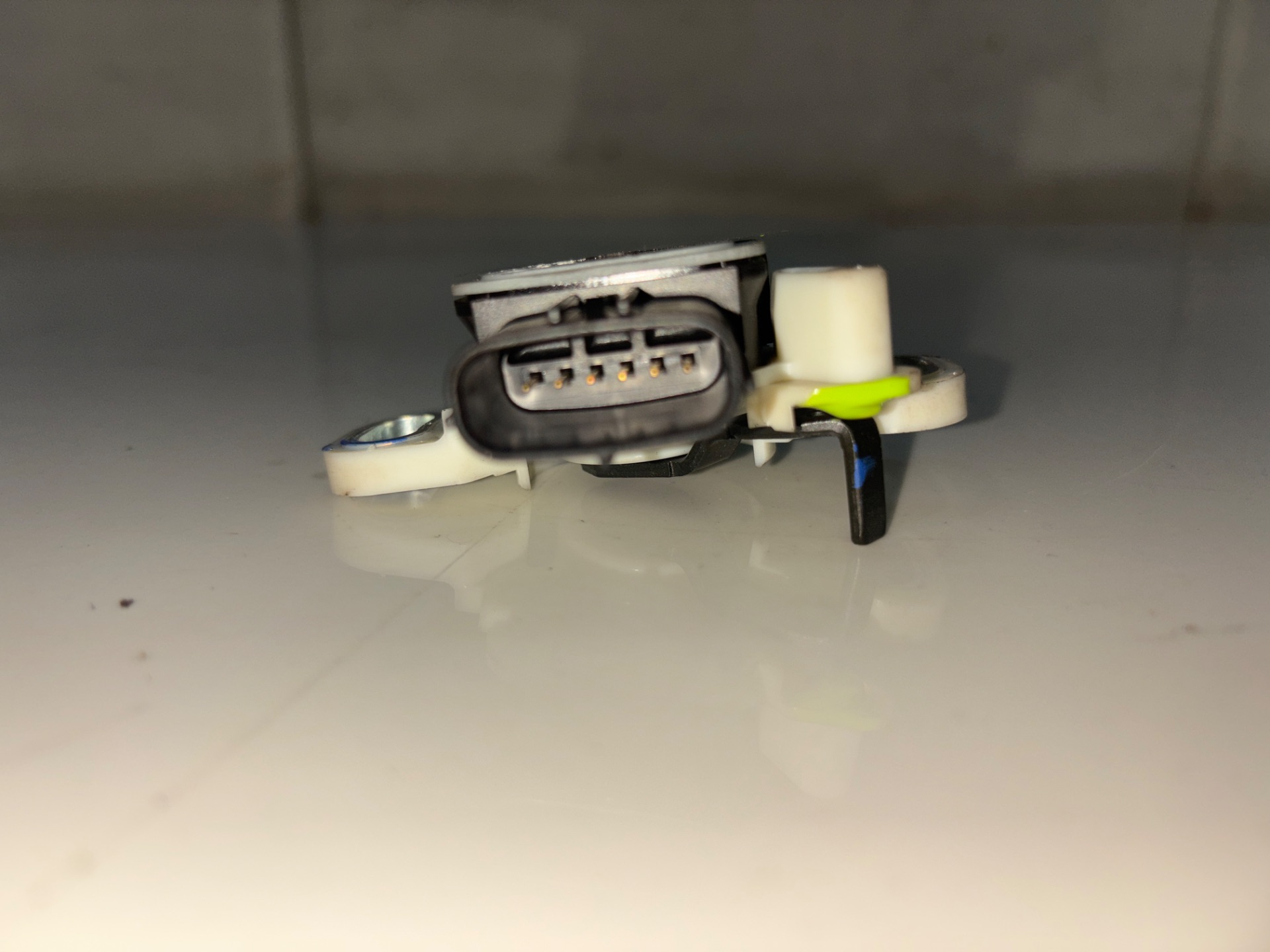 Sensor toyota corolla (e21) hybrid style