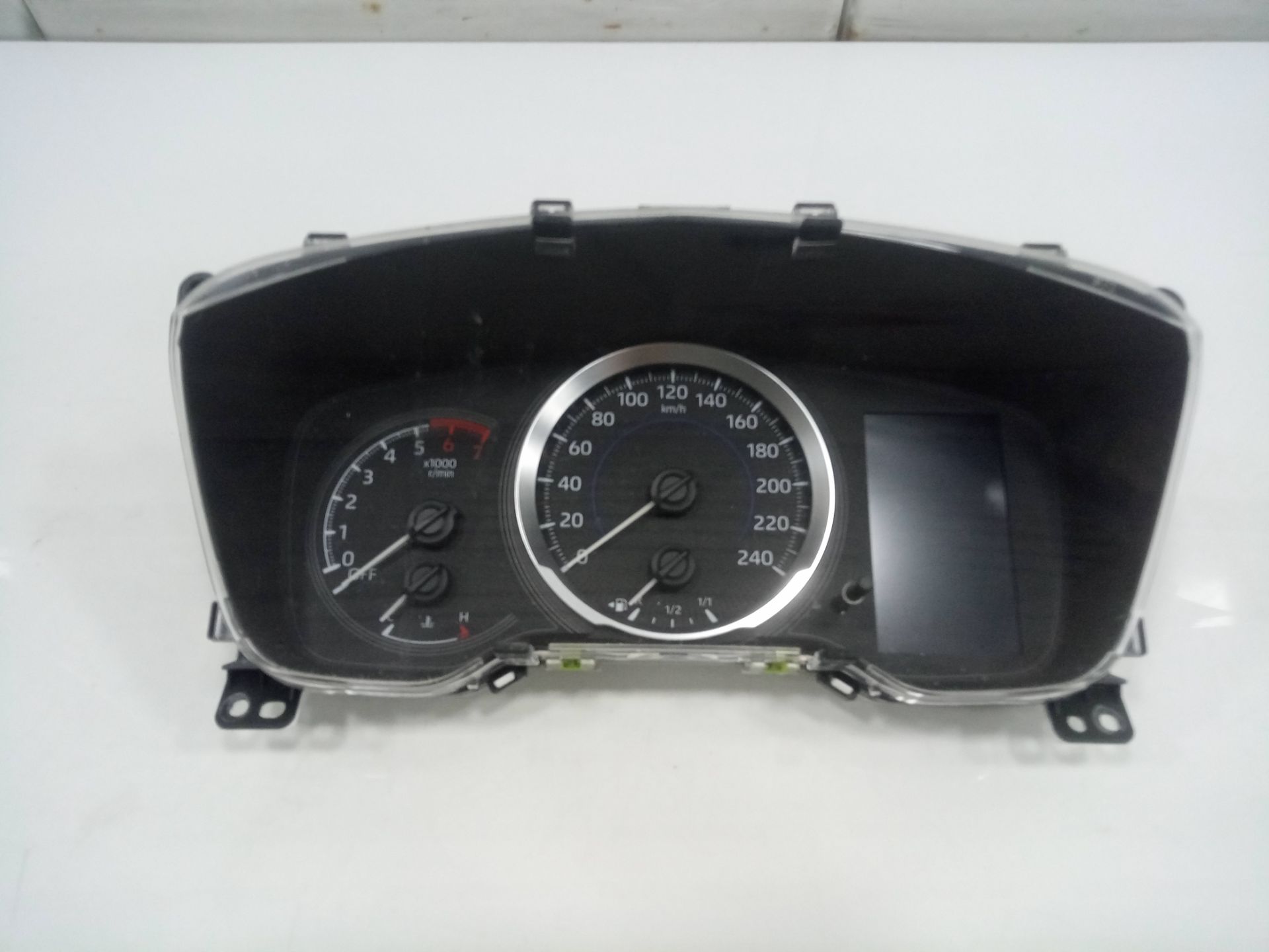 Cuadro instrumentos toyota corolla (e21) hybrid style