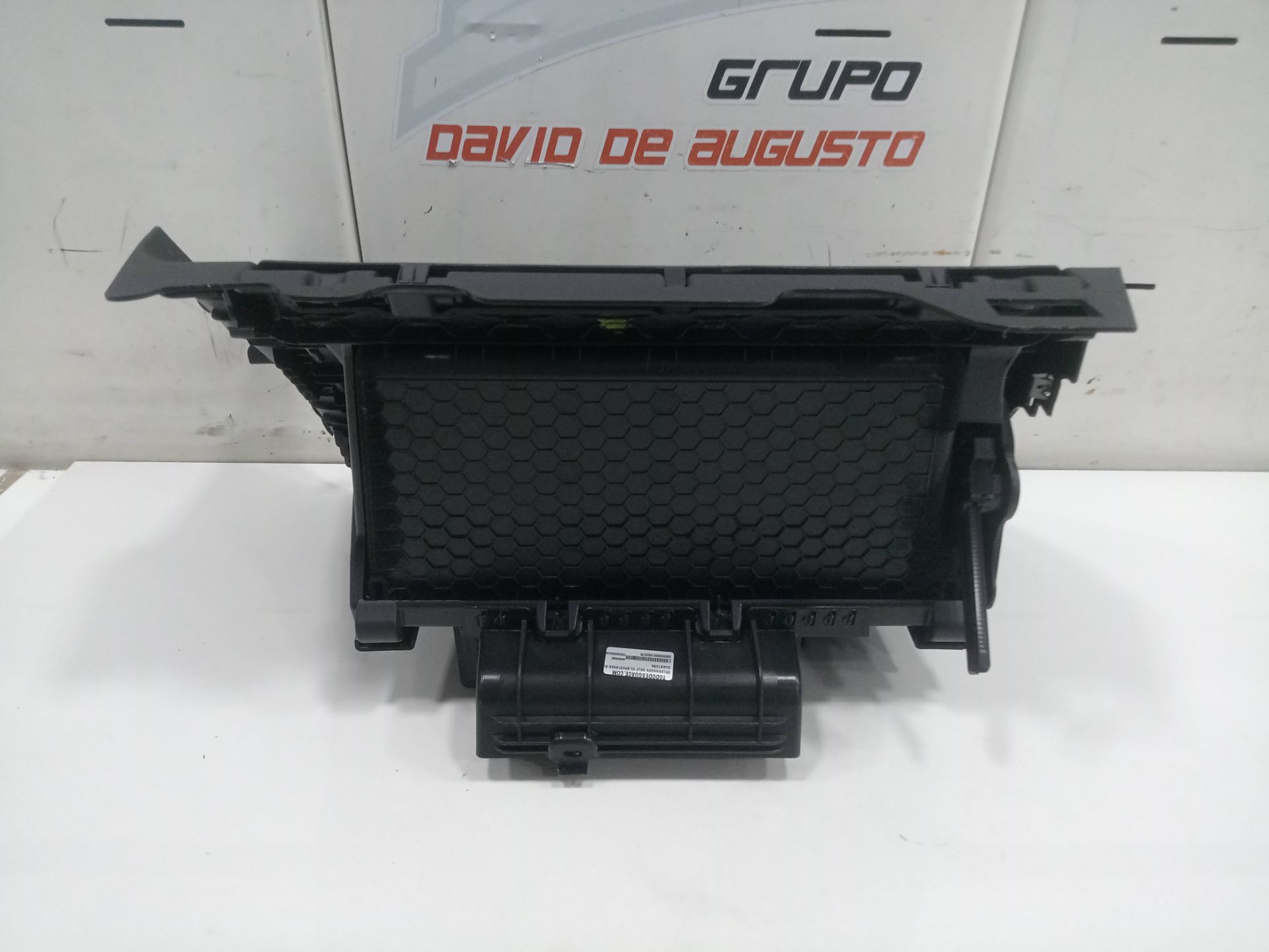 Guantera volkswagen golf sportsvan vii (an1)(09.2017) advance
