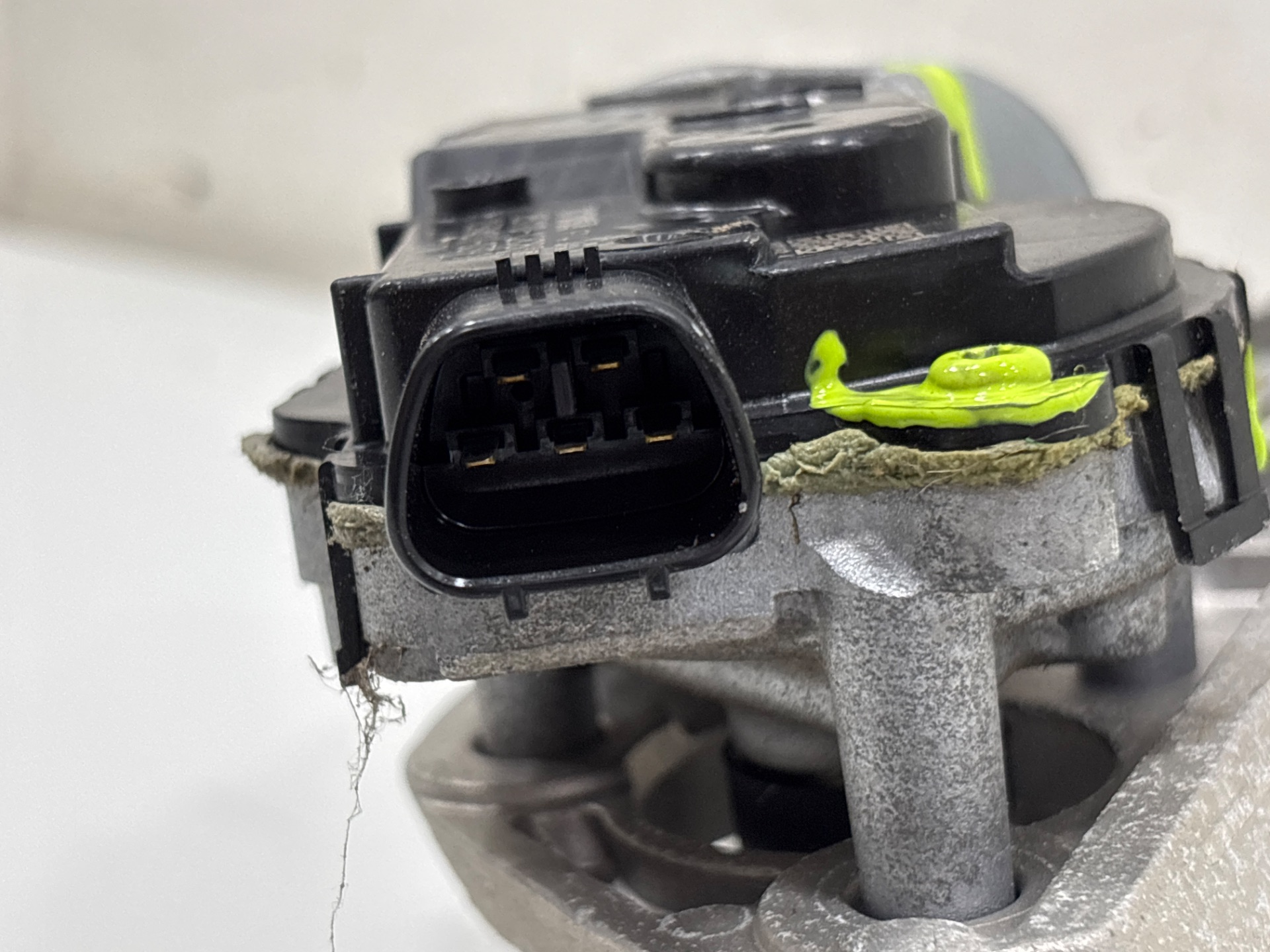 Motor limpia delantero toyota corolla (e21) hybrid style