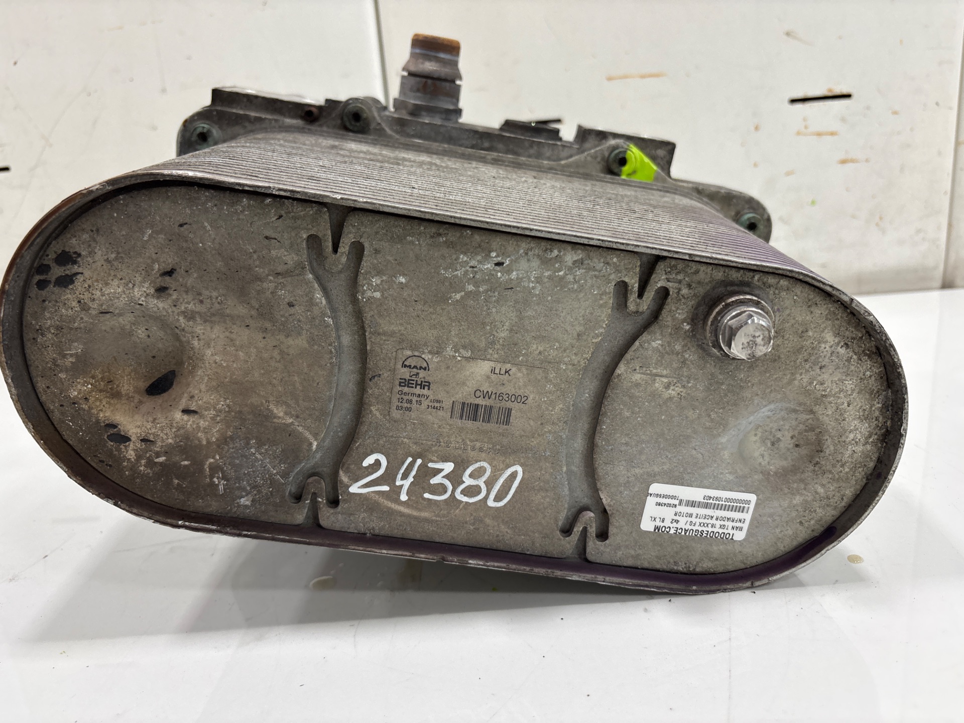 Enfriador aceite motor man tgx 18.xxx (2007) fg    4x2   bl xl