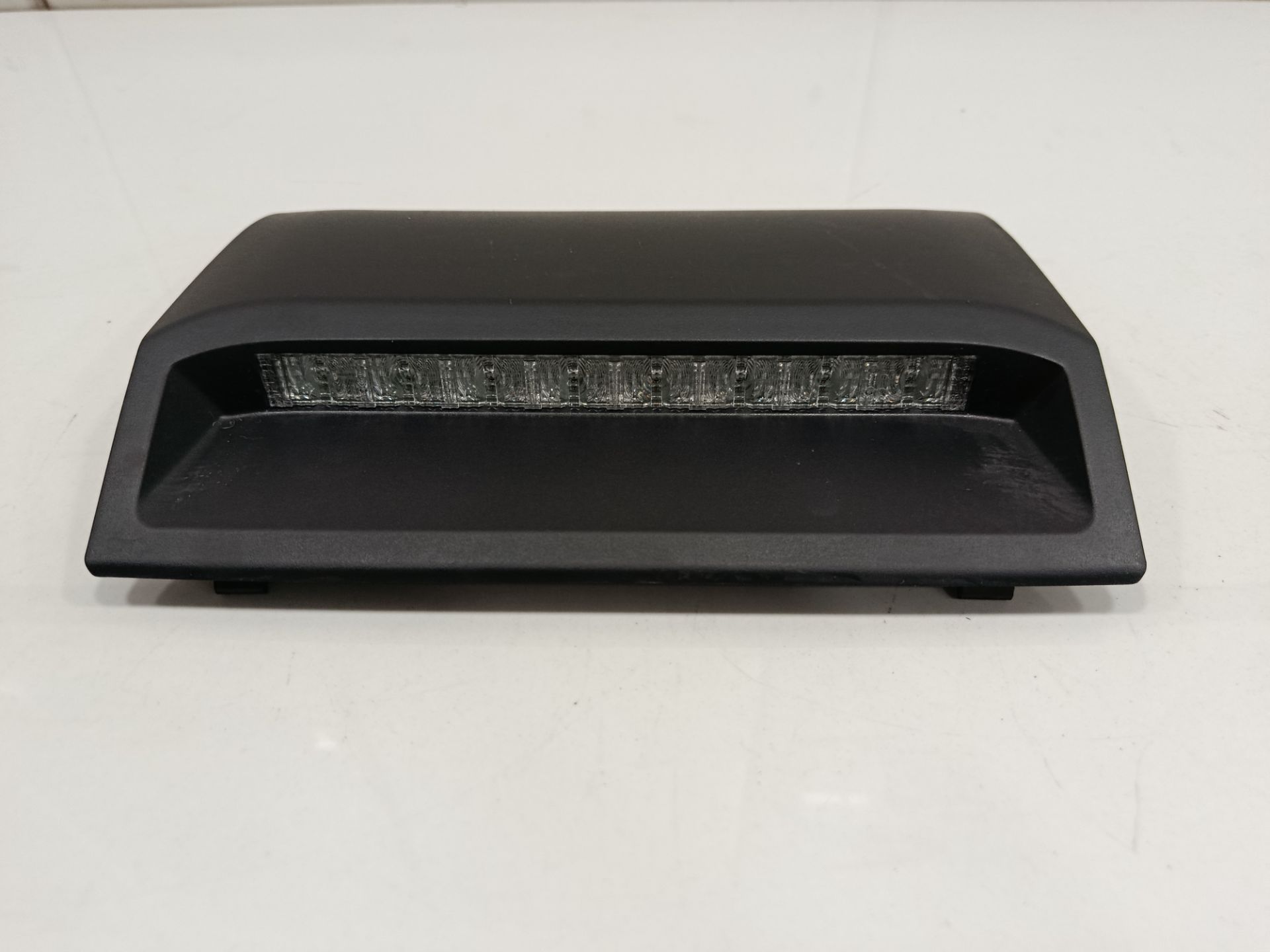 Luz central de freno toyota corolla (e21) hybrid style