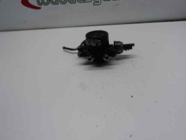  rampa inyectora   renault clio ii fase ii (b/cb0) authentique 1.5 dci diesel