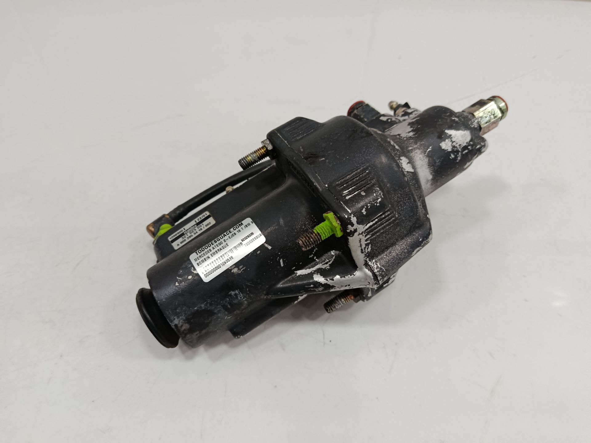 Bombin embrague mercedes-benz atego 2-ejes 18 t bm 95024 (1998) 