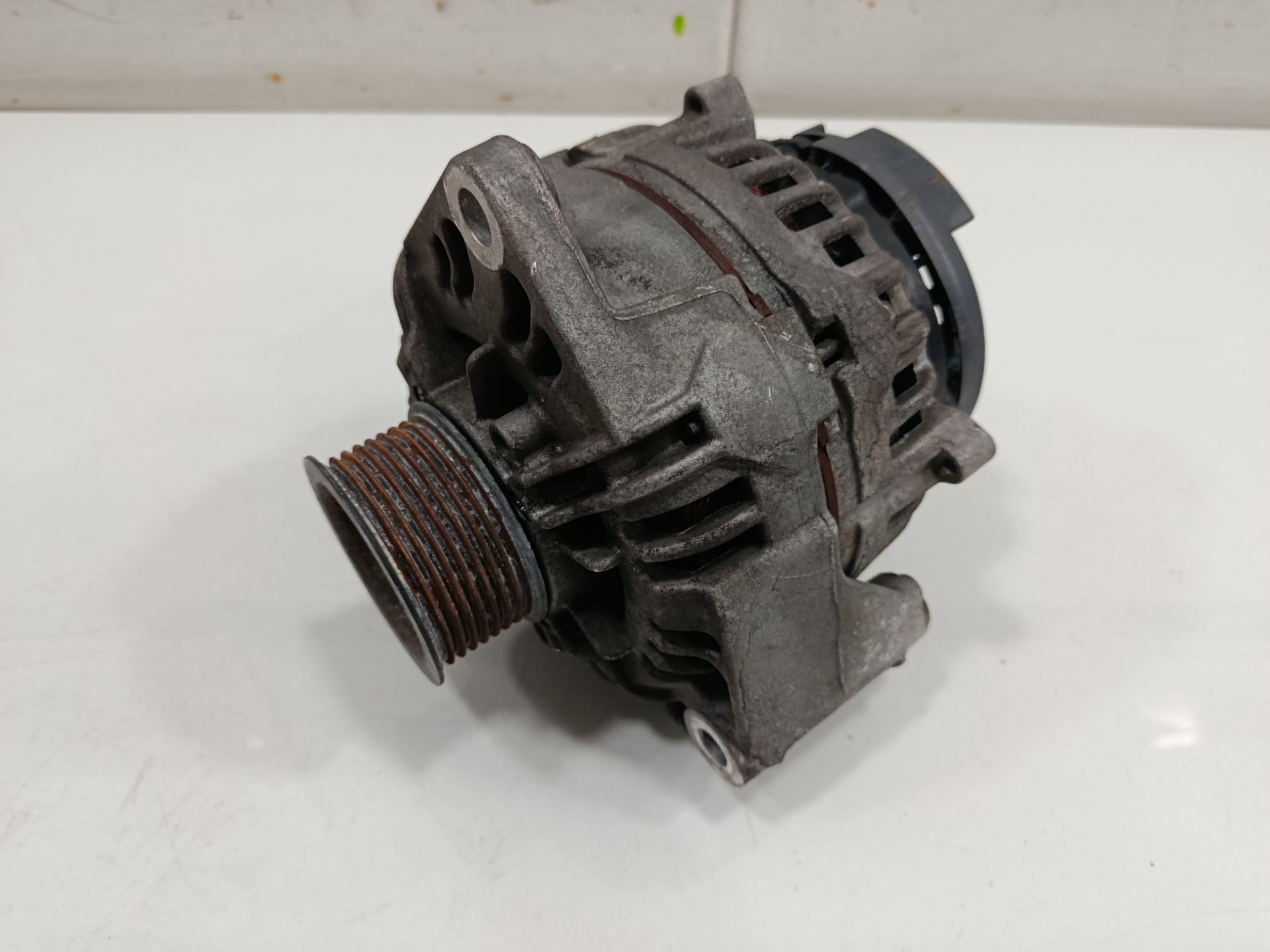 Alternador man tgx 18.xxx (2007) fg    4x2   bl xl