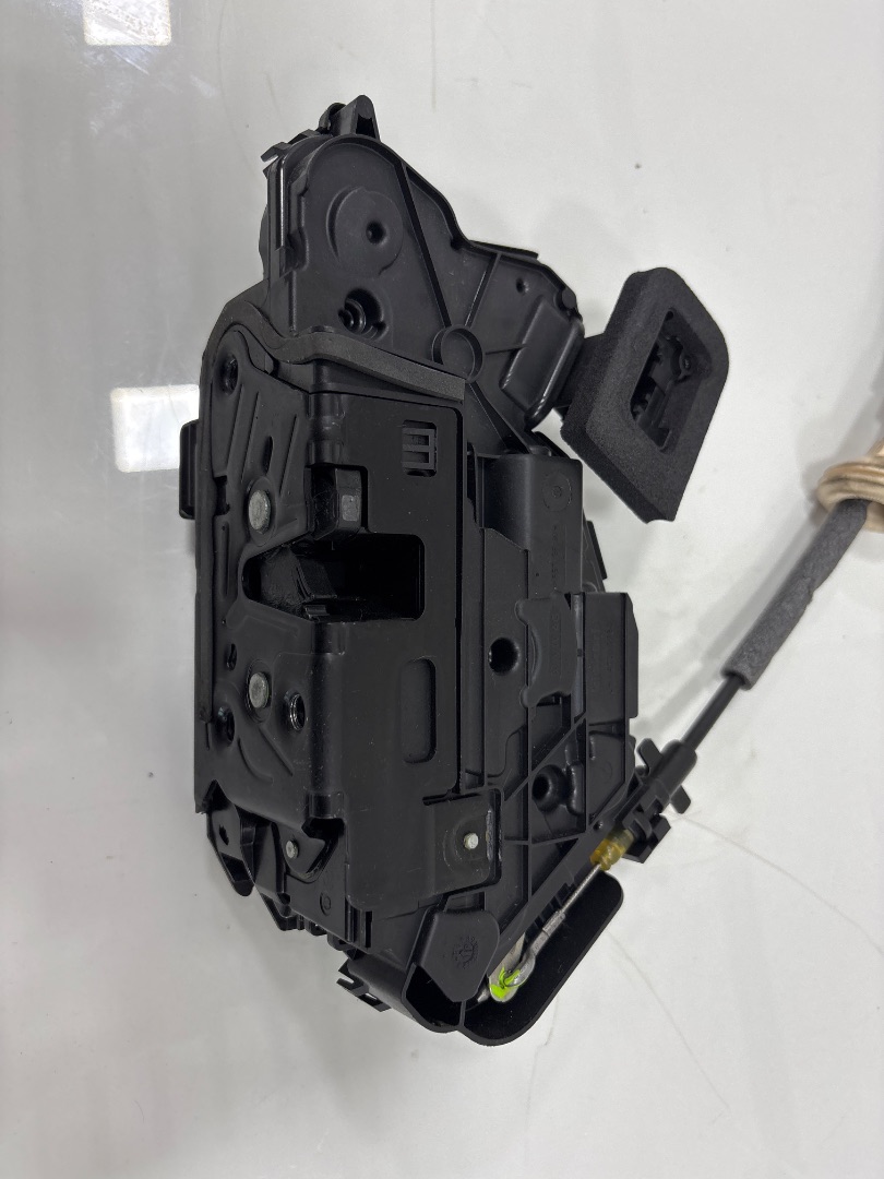 Cerradura puerta delantera izquierda volkswagen golf sportsvan vii (an1)(09.2017) advance