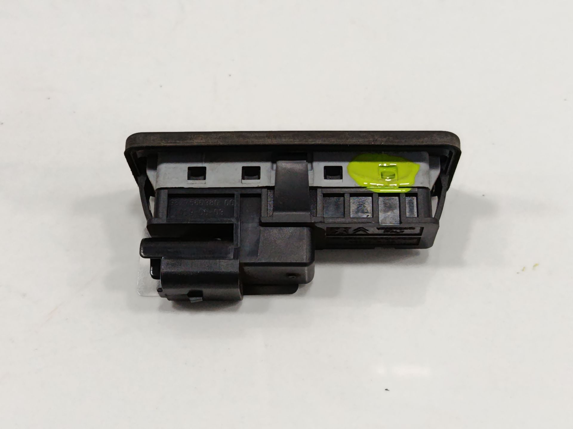 Maneta exterior maletero / porton peugeot 3008 active pack
