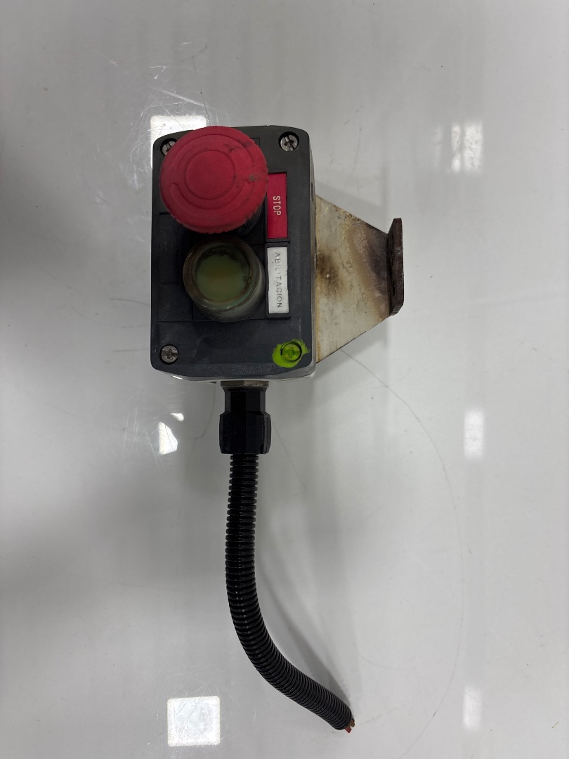 Interruptor mercedes-benz atego 2-ejes 18 t bm 95024 (1998) 