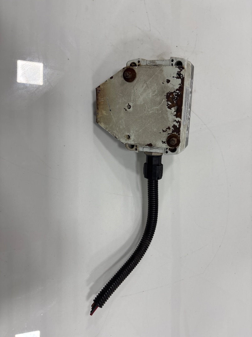 Interruptor mercedes-benz atego 2-ejes 18 t bm 95024 (1998) 