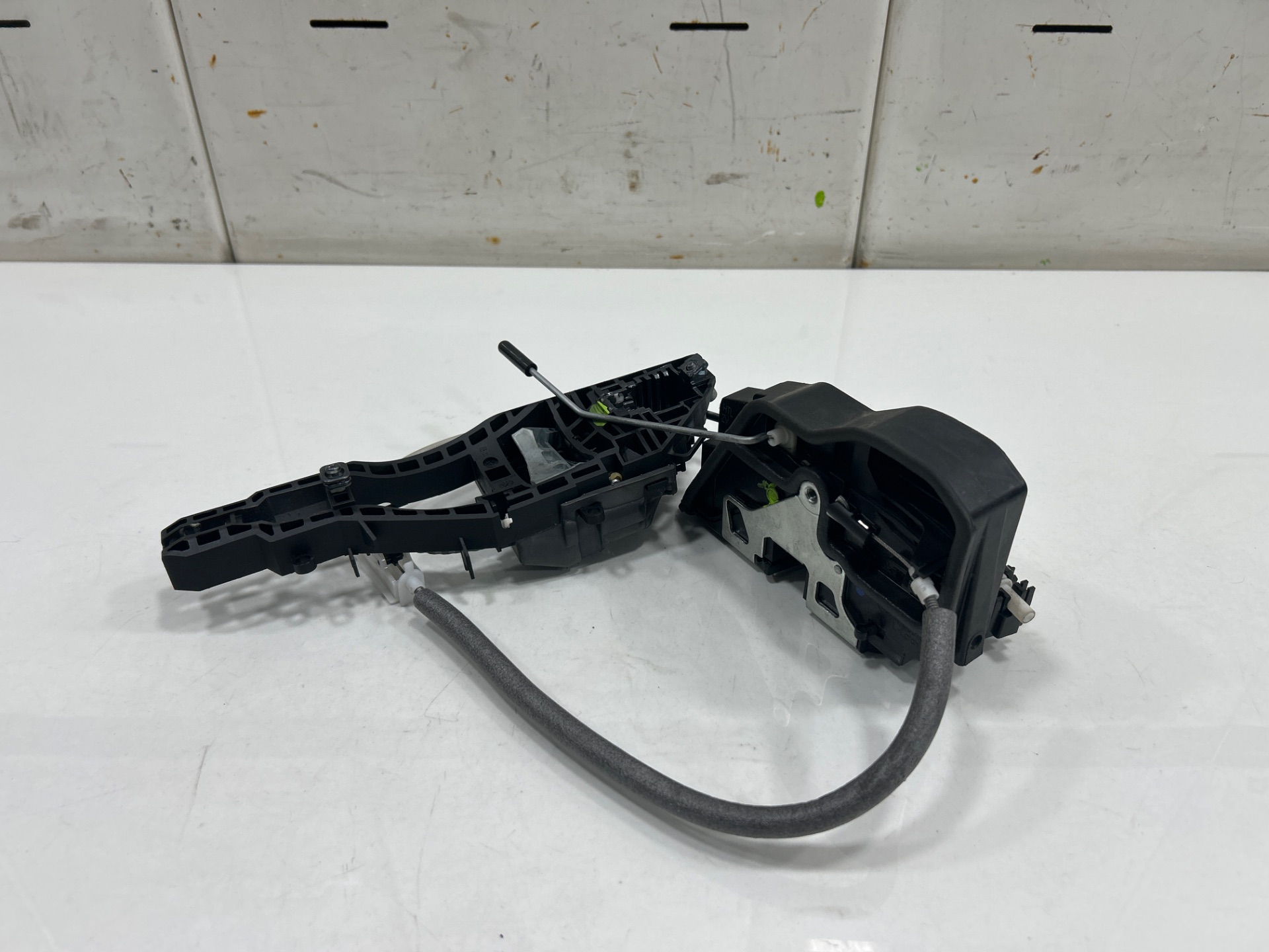 Cerradura puerta trasera izquierda bmw serie 3 berlina (f30n) 330e