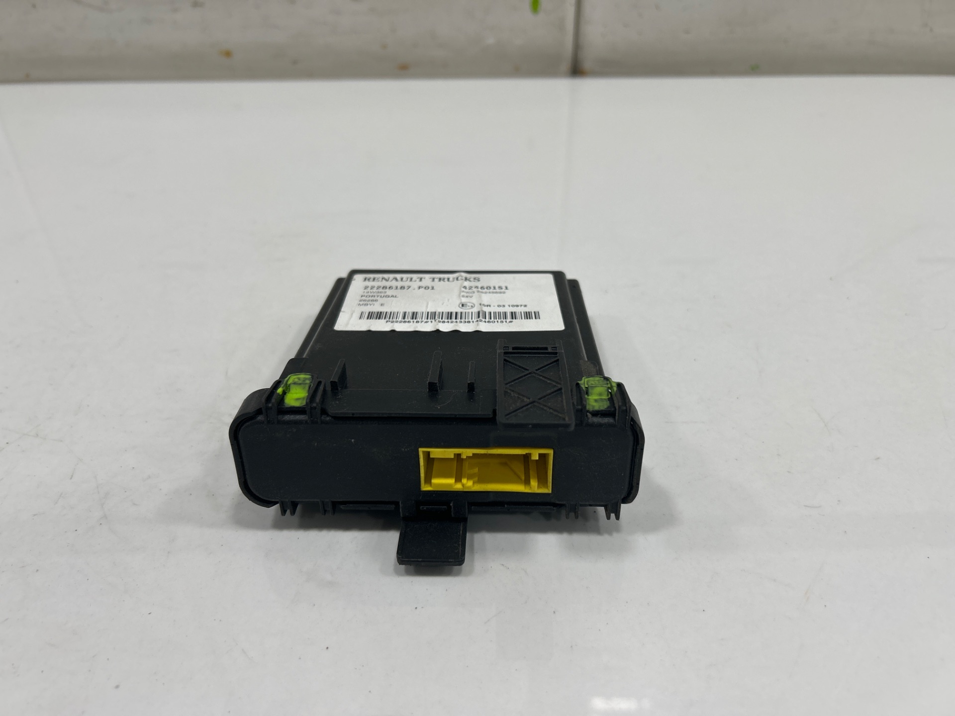 Modulo electronico renault  no identificado