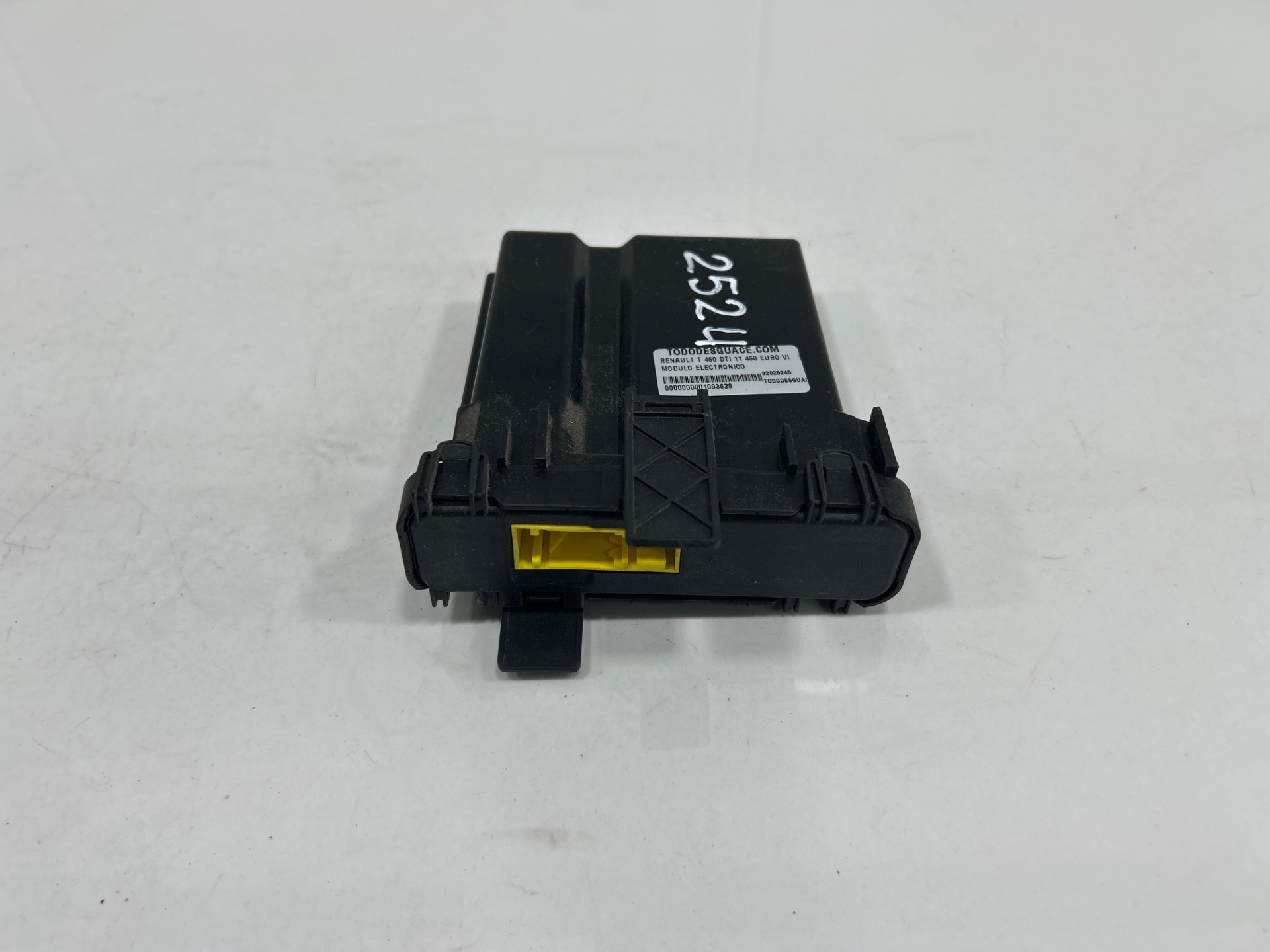 Modulo electronico renault  no identificado