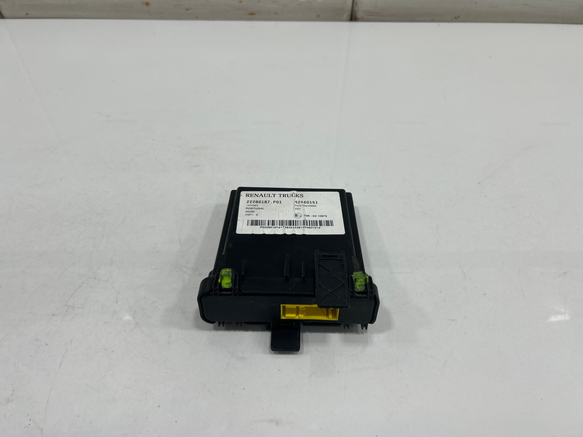 Modulo electronico renault  no identificado