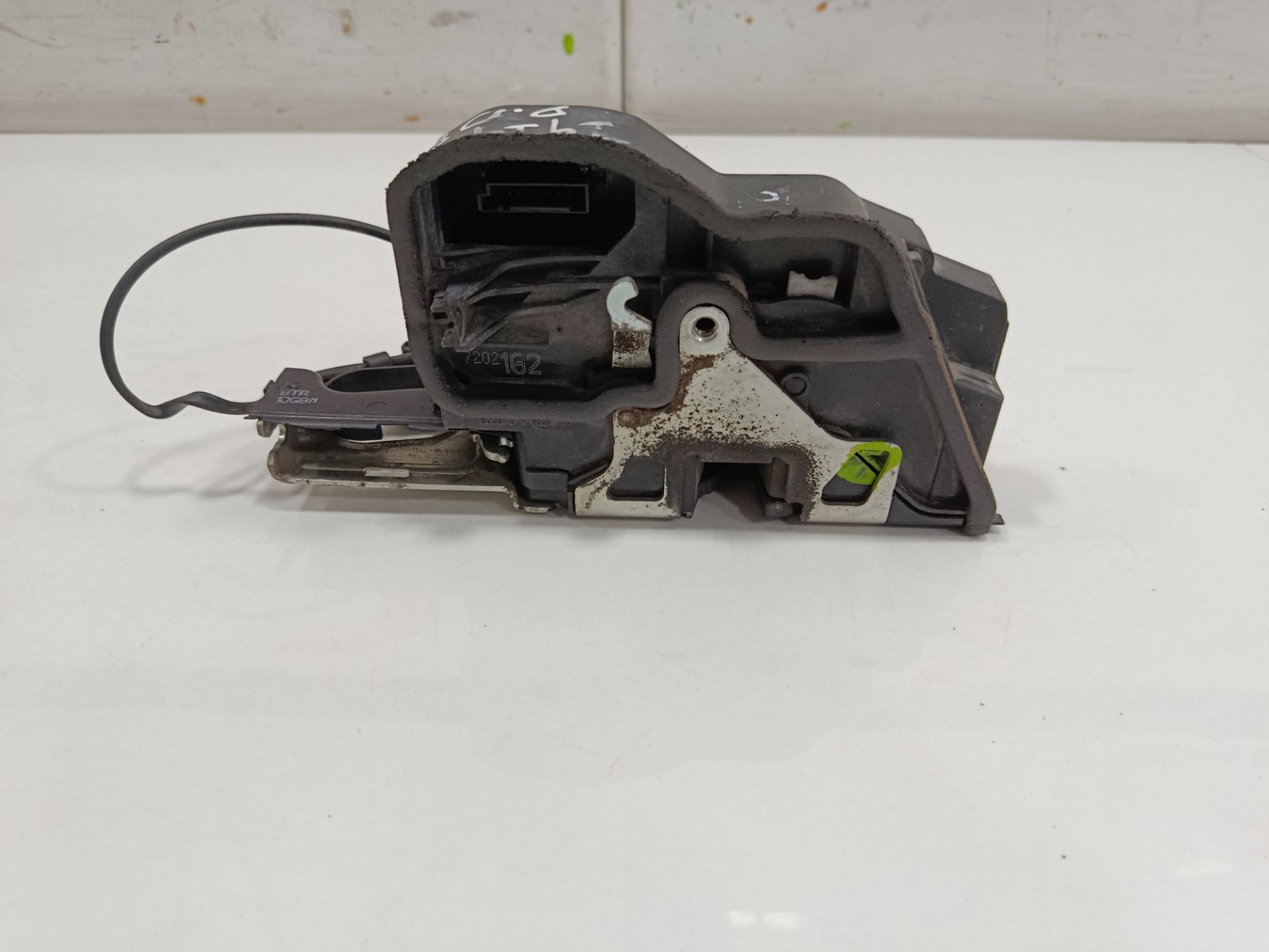 Cerradura puerta delantera derecha bmw serie 6 coupe (e63) 635d