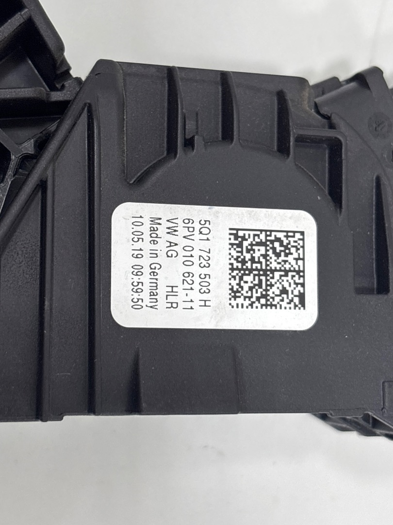 No identificado volkswagen golf sportsvan vii (an1)(09.2017) advance