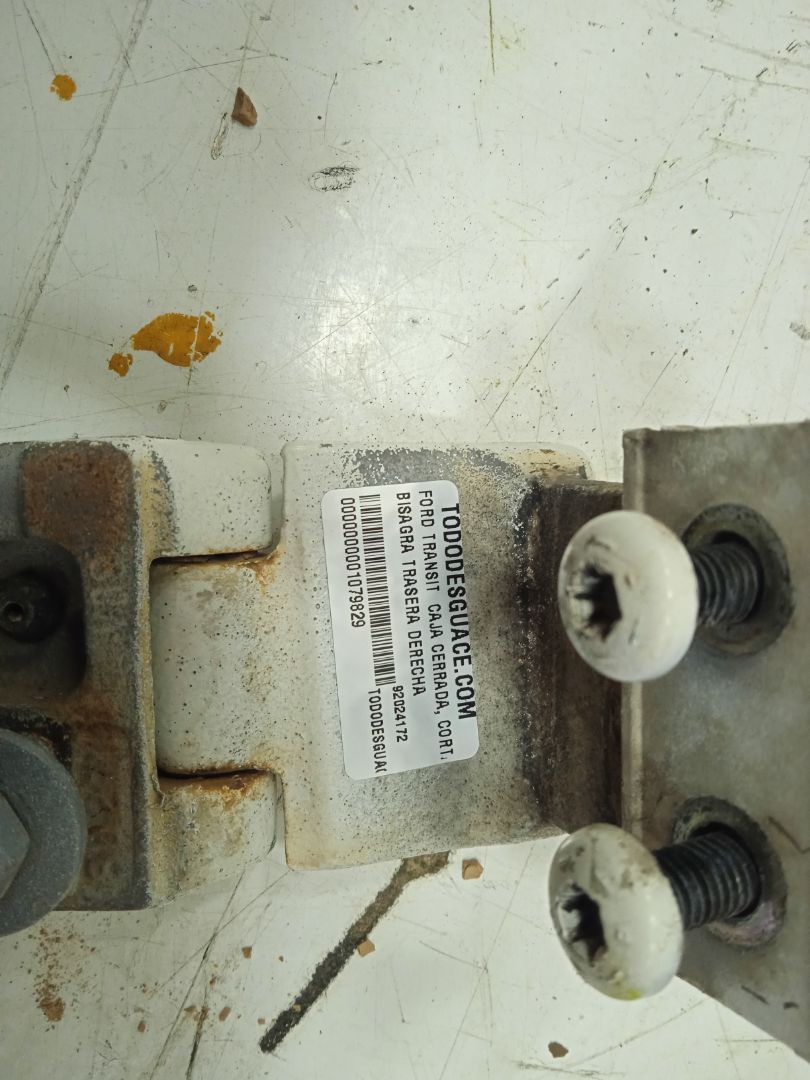 Bisagra trasera derecha ford transit caja cerrada corta (fy) (2000 ) 