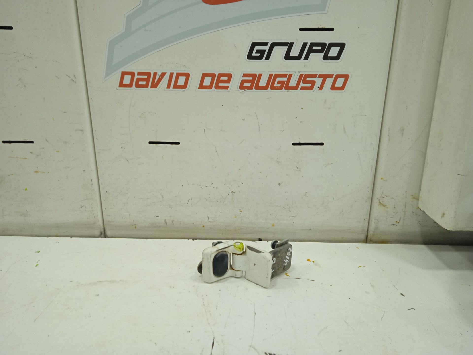 Bisagra trasera derecha ford transit caja cerrada corta (fy) (2000 ) 