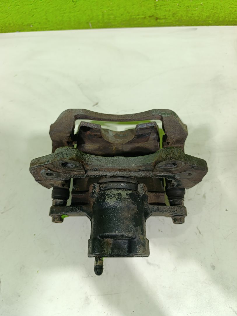 Pinza de freno trasera derecha mitsubishi canter 4.05 - plataforma 35 cabina doble (co