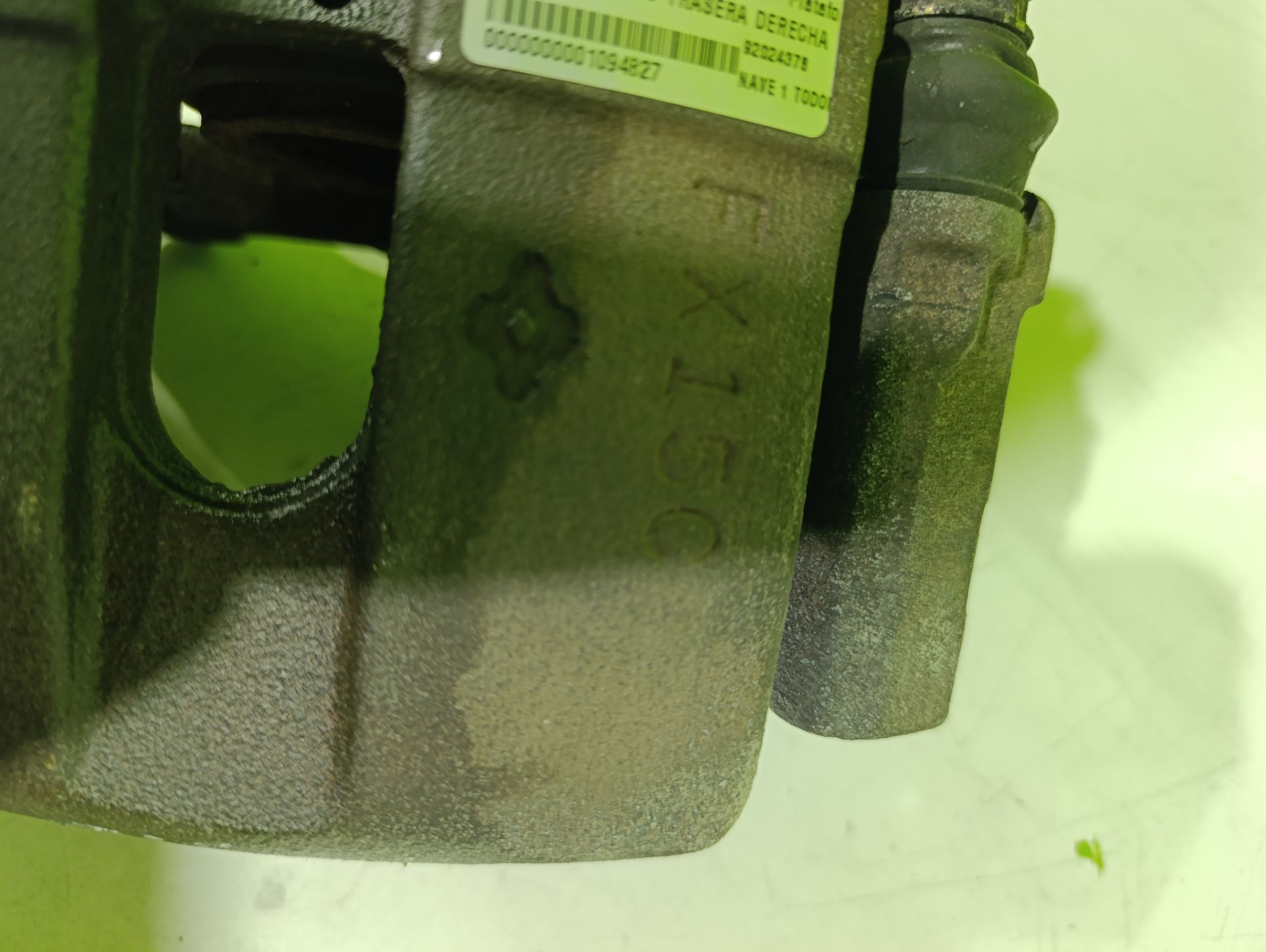 Pinza de freno trasera derecha mitsubishi canter 4.05 - plataforma 35 cabina doble (co