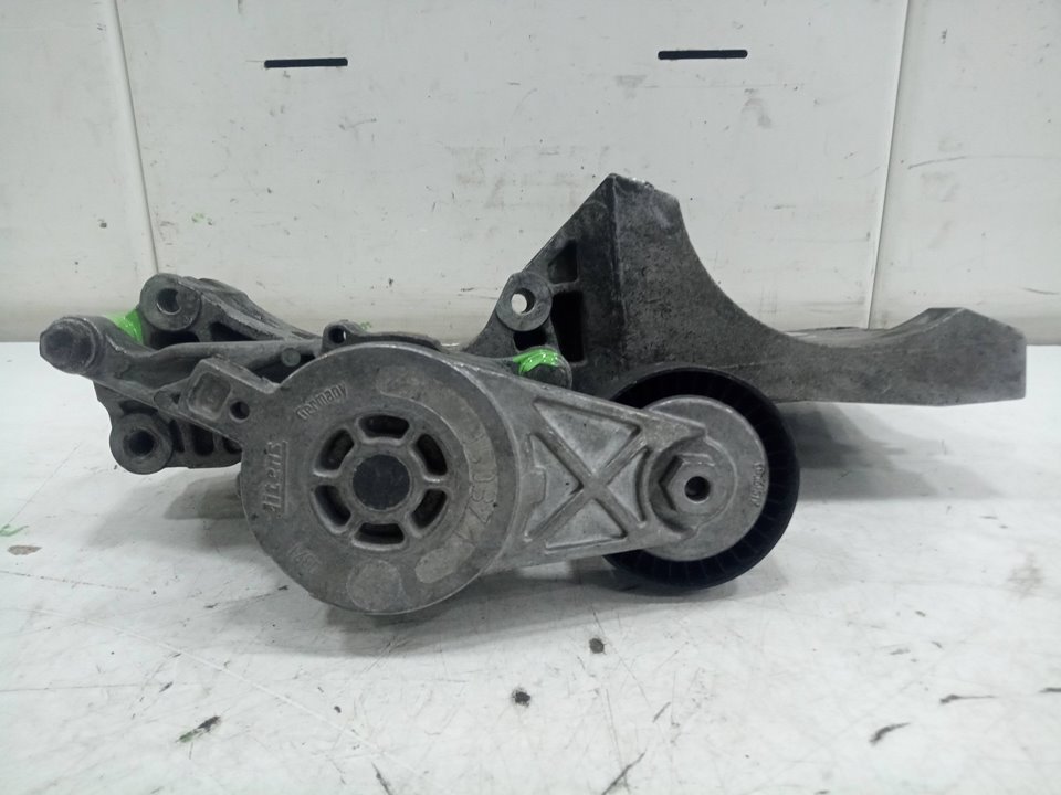 Soporte alternador volkswagen caddy kakb (2k) maxi furg.