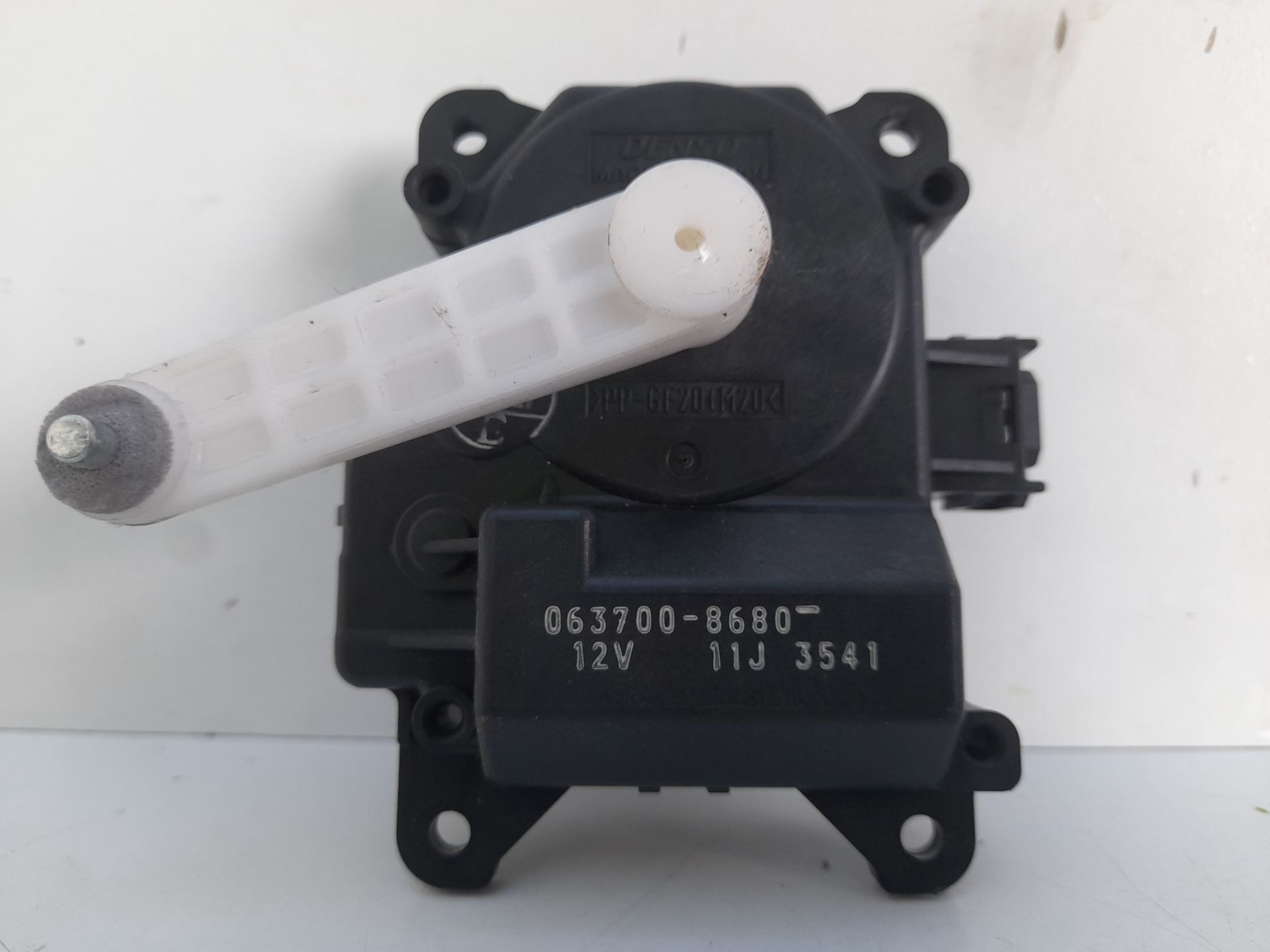 Servomotor de calefaccion toyota corolla verso (r1) 2.2 d4d luna