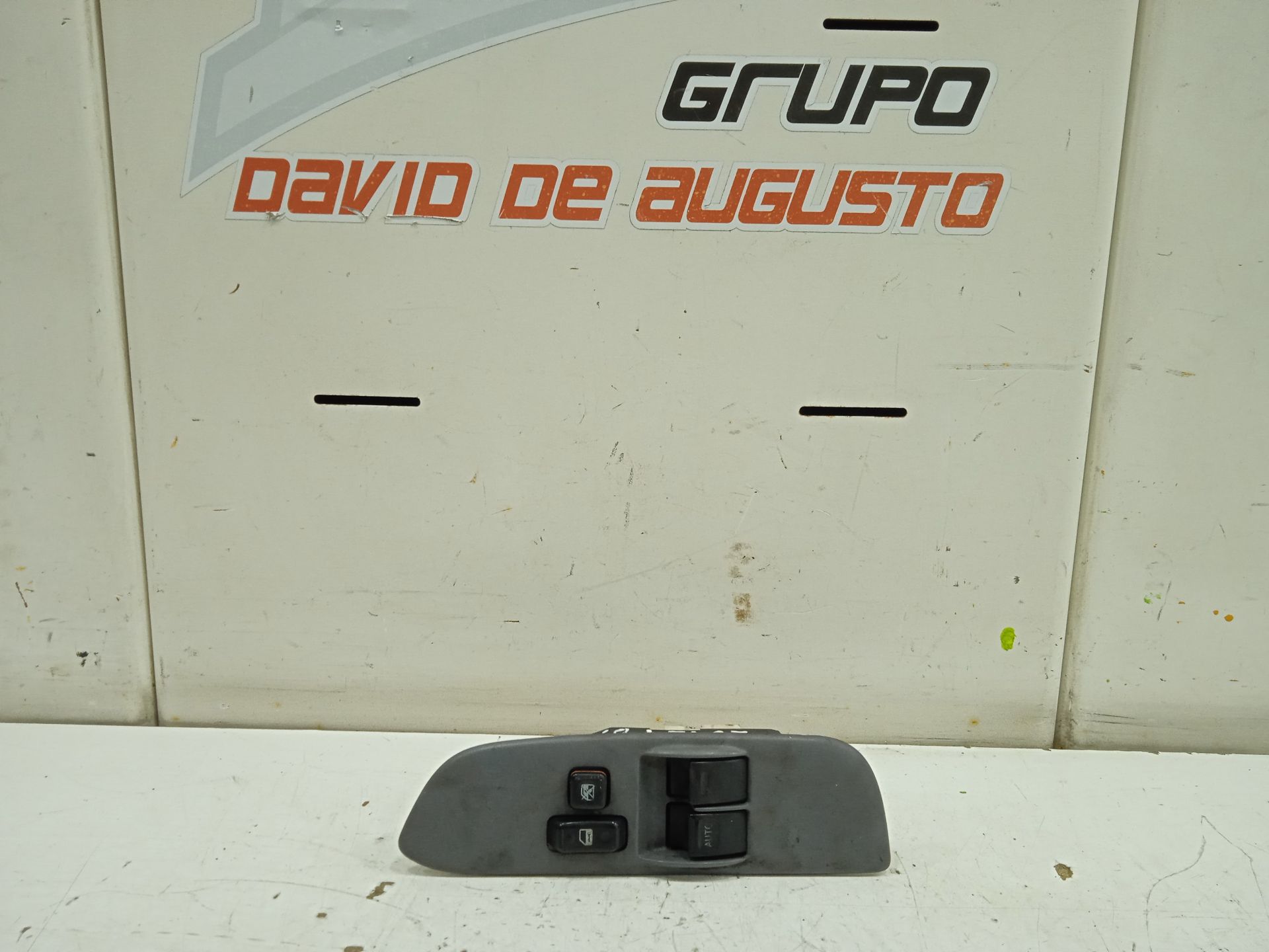 Mando elevalunas delantero izquierdo toyota rav 4 (a2) 1.8 luna (2003)