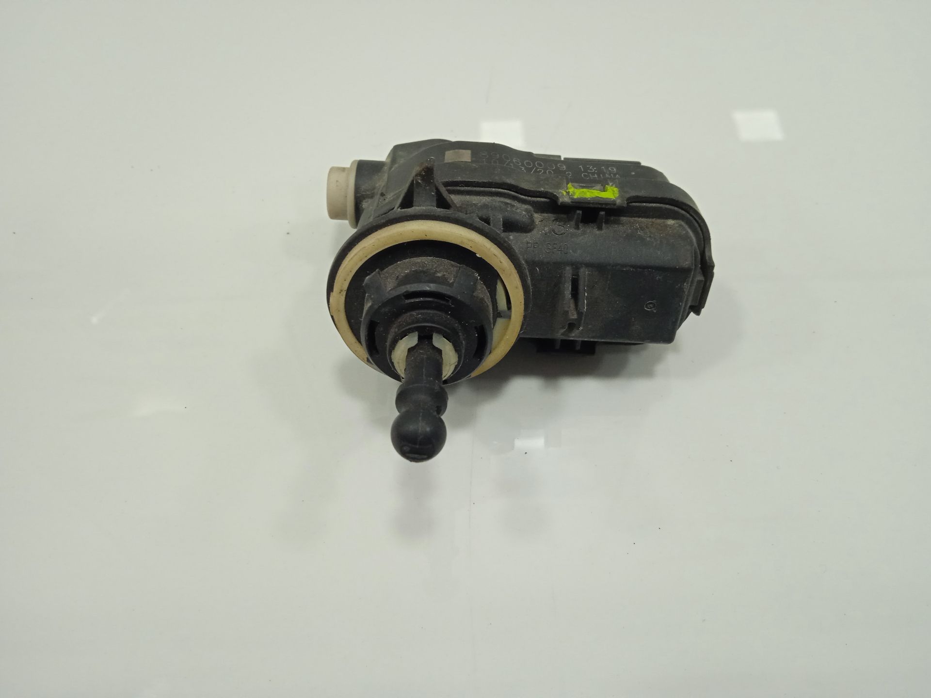 Motor regulacion faros nissan juke (f15) ministry of sound