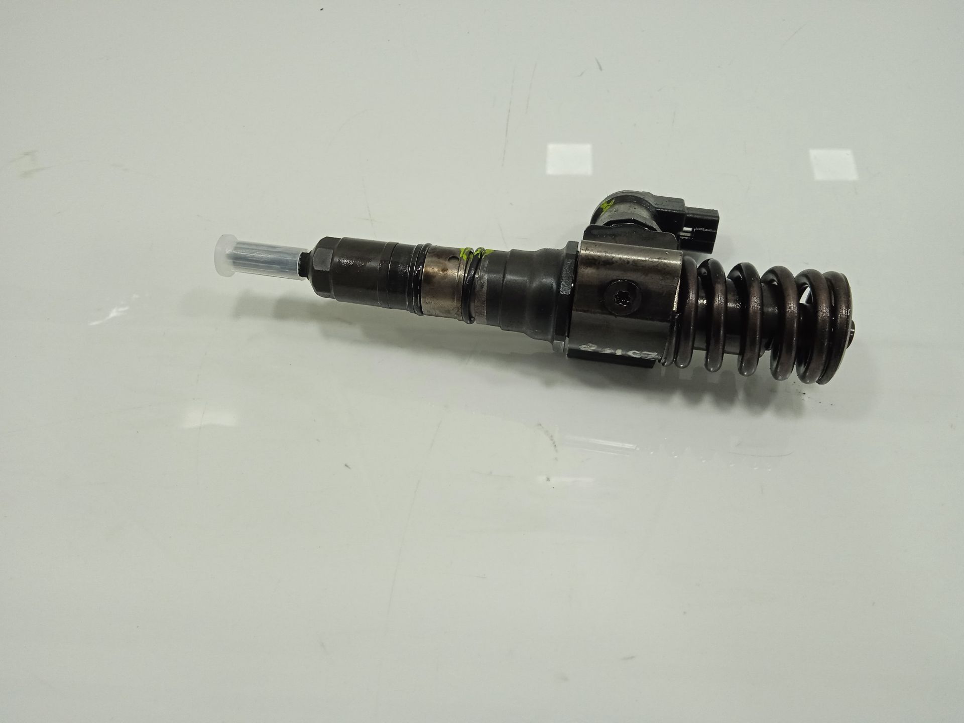 Inyector volkswagen passat berlina (3c2) advance