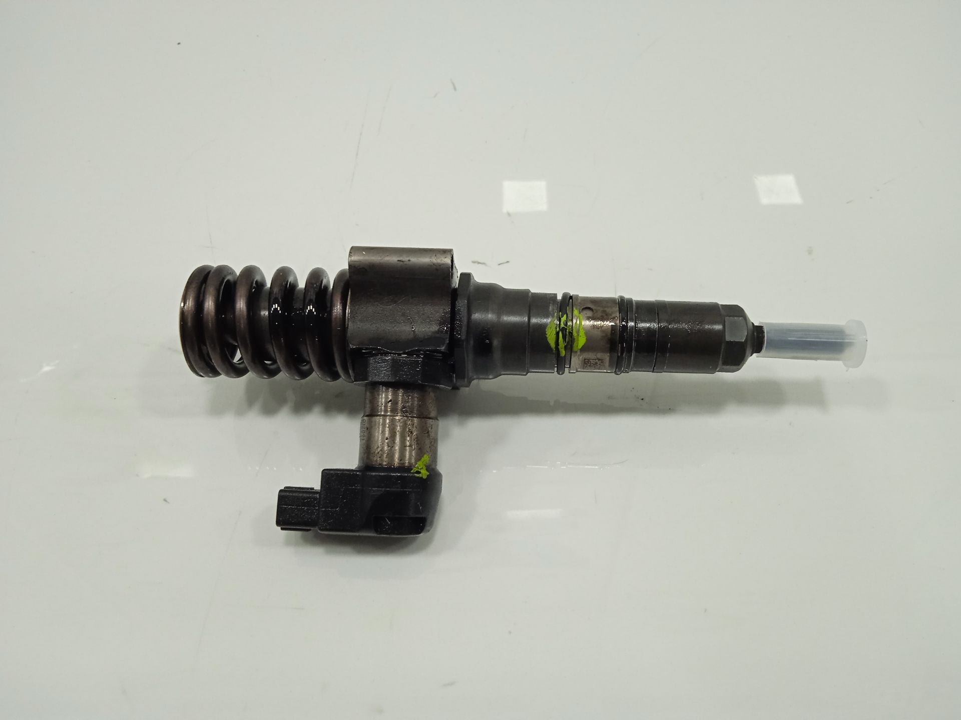 Inyector volkswagen passat berlina (3c2) advance