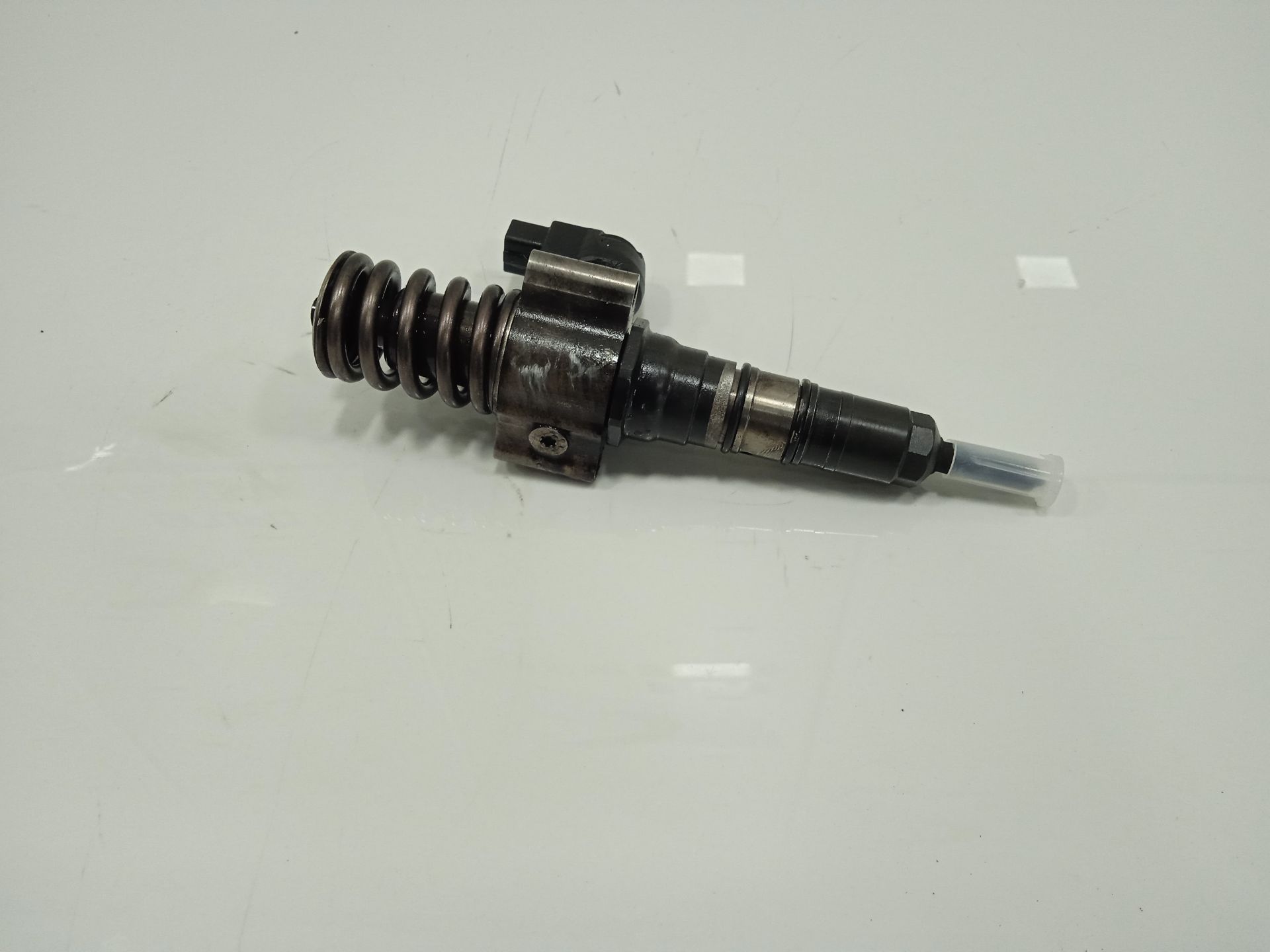 Inyector volkswagen passat berlina (3c2) advance