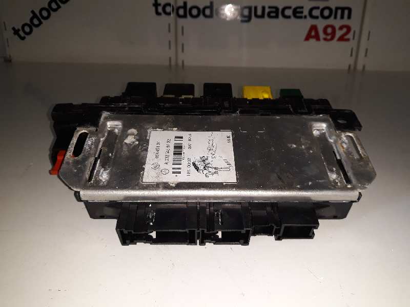 Caja reles / fusibles mercedes-benz clase s (w220) berlina 320 cdi (220.026)