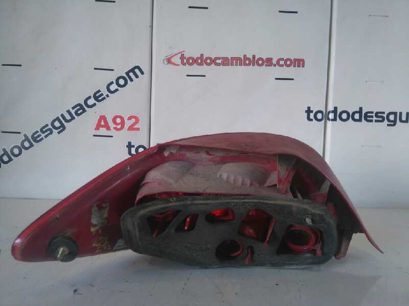 Piloto trasero derecho peugeot 307 berlina (s2) xt
