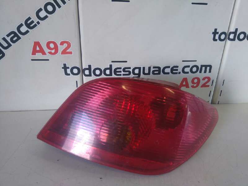 Piloto trasero derecho peugeot 307 berlina (s2) xt