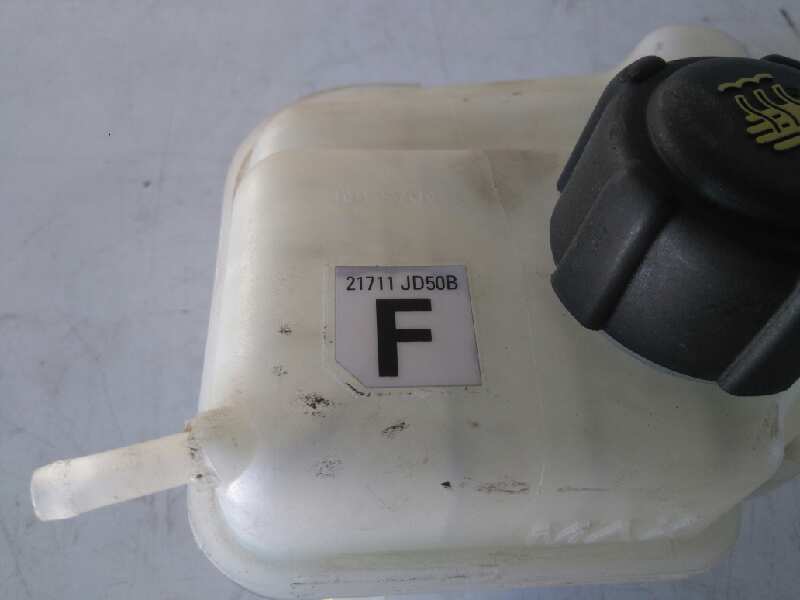 Deposito expansion nissan qashqai (j10) tekna