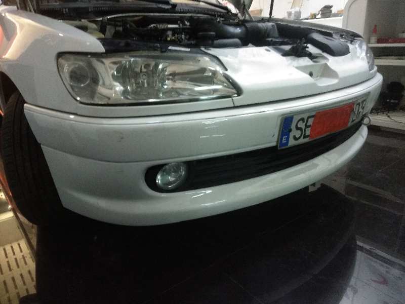 Paragolpes delantero básico