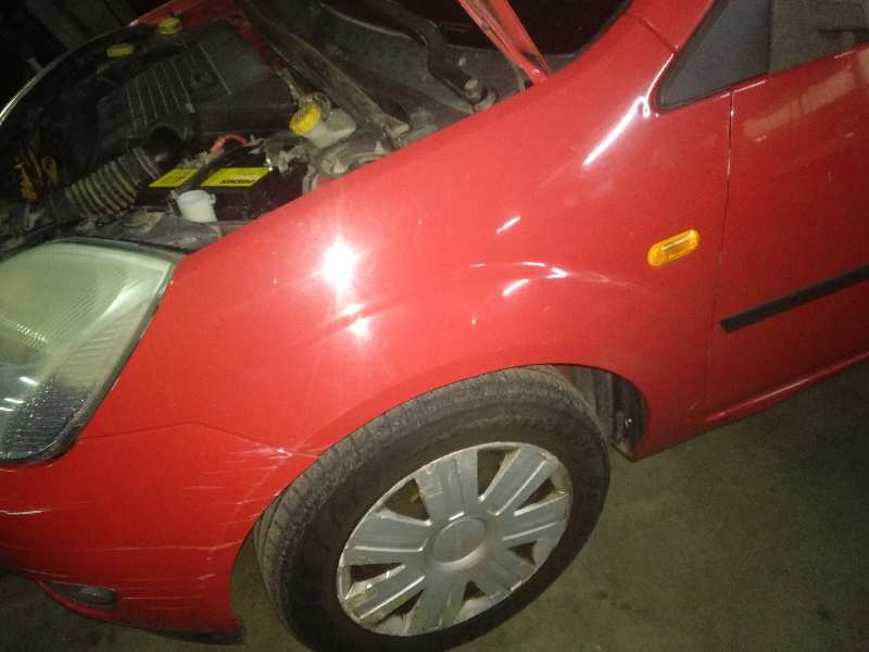 Aleta delantera izquierda ford fiesta (cbk) ambiente