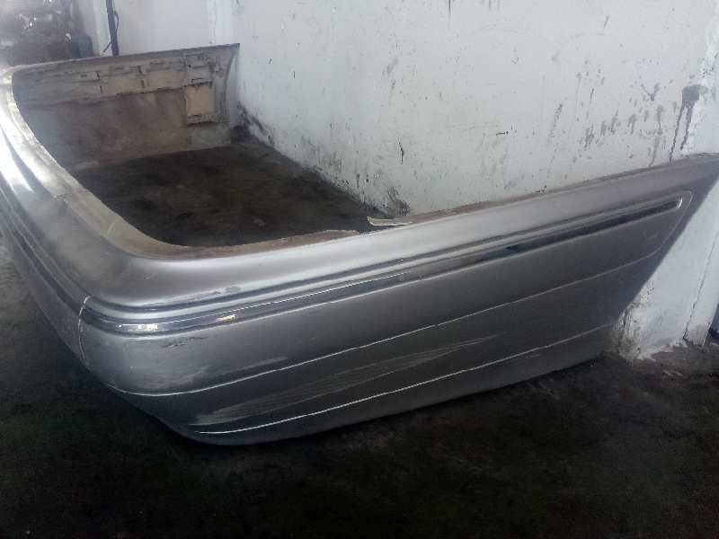 Paragolpes trasero mercedes-benz clase e (w210) berlina 320 (210.065)