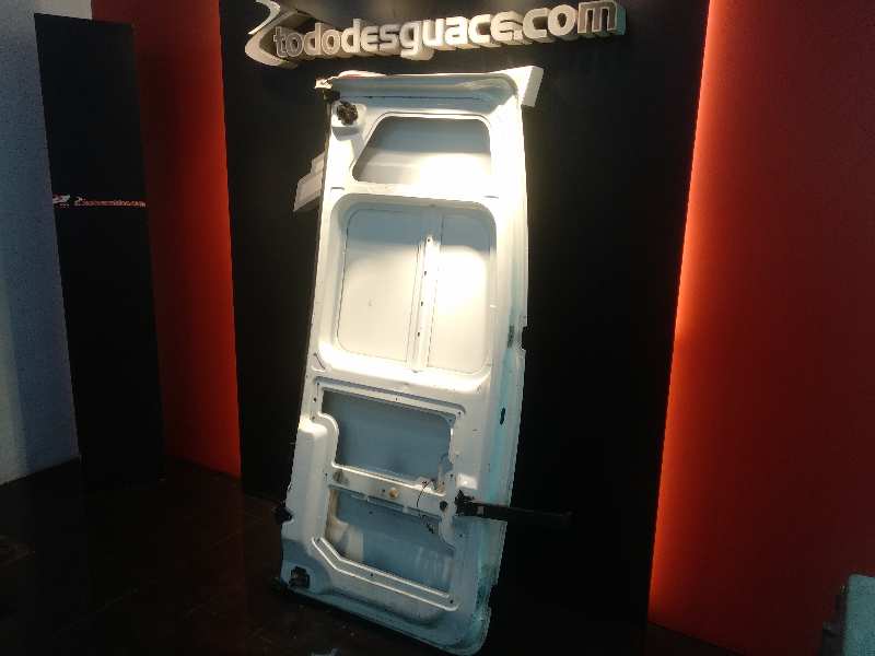 Puerta trasera izquierda renault master kasten l2h3 gka 35t
