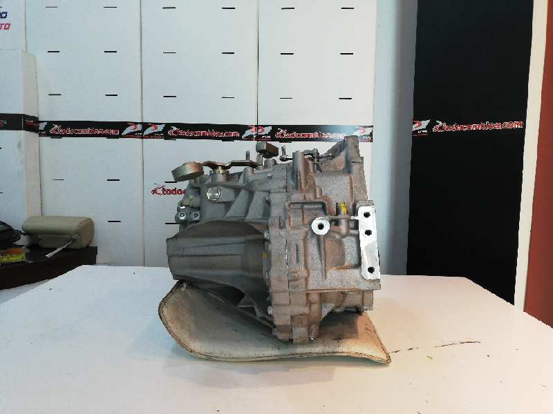 Caja cambios toyota auris luna+