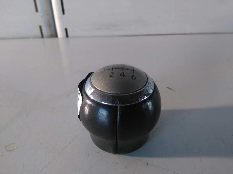 Pomo palanca cambio toyota auris luna+